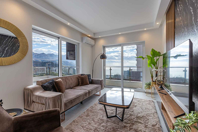 For sale: a spacious and luxuriously furnished three-bedroom apartment in the Sunny Side complex. — photo 7